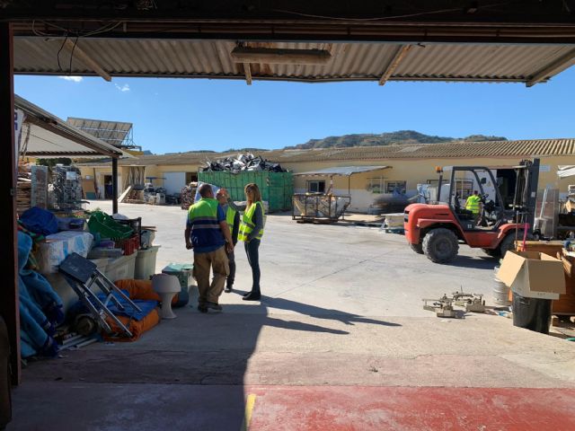 Derechos Sociales otorga a Traperos de Emaús una ayuda anual para mantener su programa de atención psicoterapéutica y voluntariado - 3, Foto 3