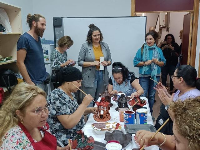 Finaliza un taller de artesanía dirigido víctimas de violencia - 1, Foto 1