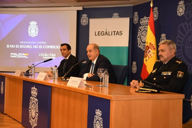 La Policía Nacional y la Fundación Legálitas se unen en una campaña para fomentar la seguridad en el comercio online - 1, Foto 1