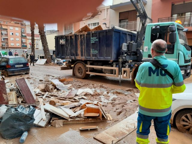 Murcia fortalece el dispositivo de ayuda a los municipios afectados por la DANA con maquinaria pesada y más efectivos - 1, Foto 1