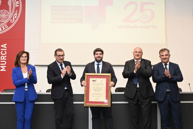 López Miras: El Hospital de Veterinaria de la UMU es un centro de referencia y sitúa a la Región a la vanguardia en innovación - 4, Foto 4