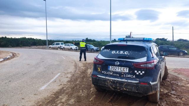 La Policía Local de Lorca colabora durante el fin de semana en labores de emergencia en Valencia por los efectos de la DANA - 5, Foto 5