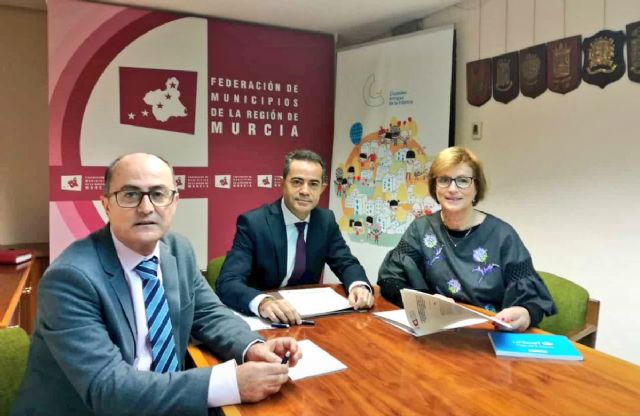 La FMRM firma un convenio con UNICEF para fomentar el Programa Ciudades Amigas de la Infancia en todos los municipios - 1, Foto 1