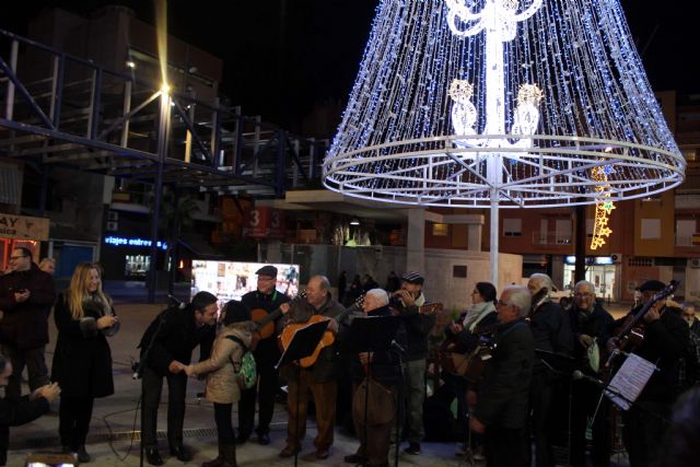 Mañana se inaugurará el encendido del alumbrado navideño y se presentará el programa de la Navidad Cultural - 3, Foto 3