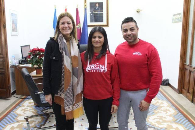 Estephanía Solorzano, campeona absoluta de Powerlifting en su debut a nivel nacional - 1, Foto 1