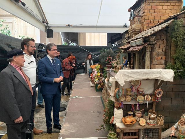 Un centenar de piezas de Cayetano Gálvez conformarán el Belén municipal que se mostrará a partir del viernes en el Palacio Episcopal - 1, Foto 1