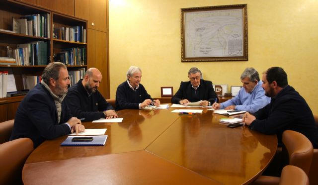 El presidente de la CHS se reúne con los ayuntamientos de Los Alcázares y Cartagena para abordar soluciones al saneamiento en Bahía Bella - 1, Foto 1