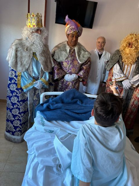 Ribera Hospital de Molina recibe la visita de los Reyes Magos de Oriente - 2, Foto 2