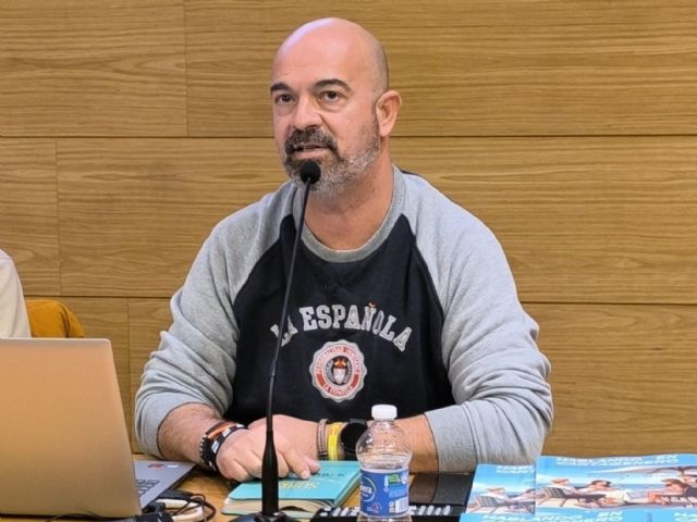 El habla peculiar de los cartageneros se da a conocer en la presentación del libro del caricaturista ´Jotaefe´ - 4, Foto 4