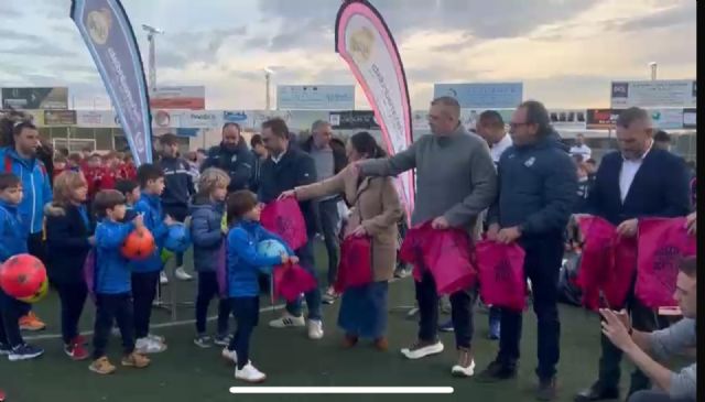 Tres equipos de Algemesí participan en el 'X Torneo de Reyes' de fútbol base de Lorca con un marcado carácter solidario - 4, Foto 4