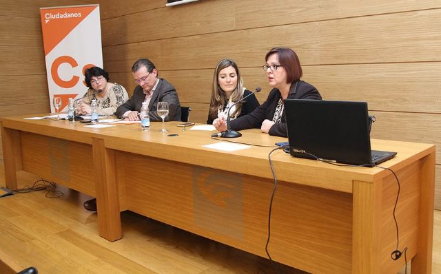 Ana Rama explica las últimas acciones municipales para apoyar la conciliación y combatir el machismo - 3, Foto 3