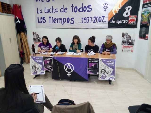 La CGT de la Región Murciana ofrece una rueda de prensa con motivo de la Huelga General Feminista - 1, Foto 1