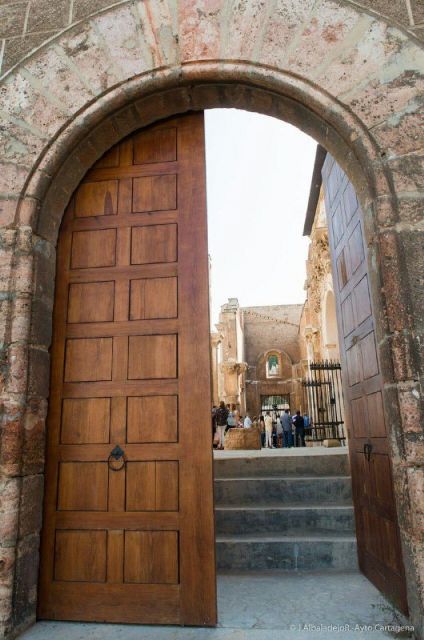 Bienes Culturales y el obispo forzados a anunciar las visitas a la Catedral - 1, Foto 1