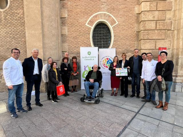 El cocido solidario de Santa Eulalia deja un total de 2.000 euros para la asociación ELA de la Región de Murcia - 1, Foto 1