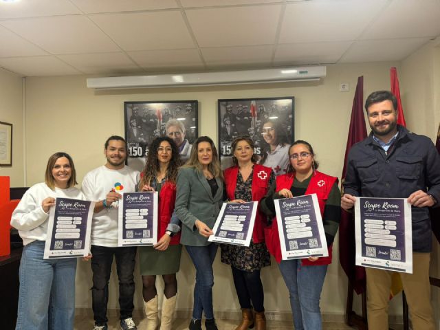 Cruz Roja Juventud organiza un scape room para concienciar a los jóvenes sobre el papel de la mujer en la sociedad - 1, Foto 1