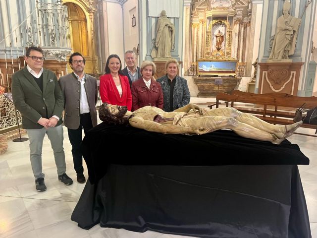 Restauran la talla procesional del Cristo Yacente de la iglesia de San Juan de Dios, obra del siglo XVI - 1, Foto 1