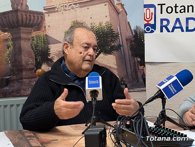 Juan José Martínez Melenchón y Juan Martínez Cánovas (padre e hijo) comparten su visión sobre la Semana Santa de Totana, Foto 3