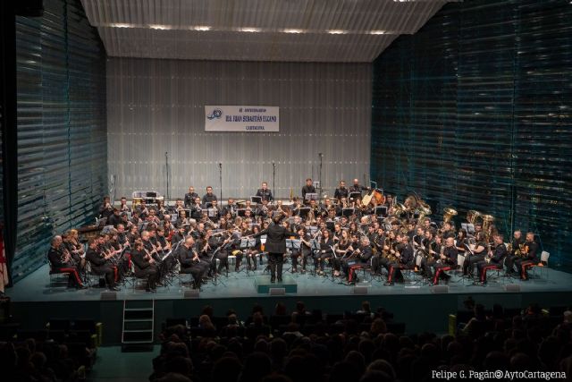 El IES Elcano llena El batel con su concierto benéfico con más de 700 asistentes - 1, Foto 1