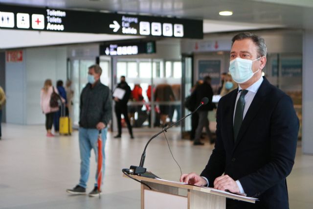 El aeropuerto recupera las rutas con Reino Unido e Irlanda previas a la pandemia - 1, Foto 1