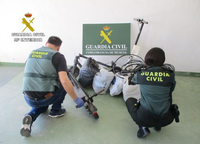 La Guardia Civil desmantela un grupo criminal formado por 16 personas presuntamente relacionadas con 52 robos y hurtos cometidos en San Javier y Los Alcázares - 3, Foto 3