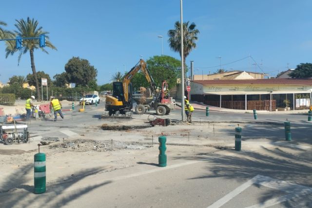 Comienza la obra de una rotonda para mejorar el acceso a Cabo de Palos - 1, Foto 1