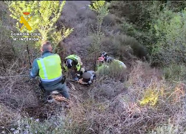 La Guardia Civil investiga a un menor por conducir un turismo sin carné y fugarse de un control - 3, Foto 3