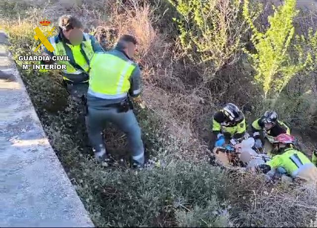 La Guardia Civil investiga a un menor por conducir un turismo sin carné y fugarse de un control - 4, Foto 4