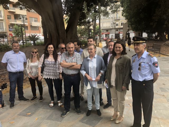 Los comerciantes dispondrán de un 'botón del pánico' para dar aviso, de forma discreta y rápida, a la Policía Local - 1, Foto 1