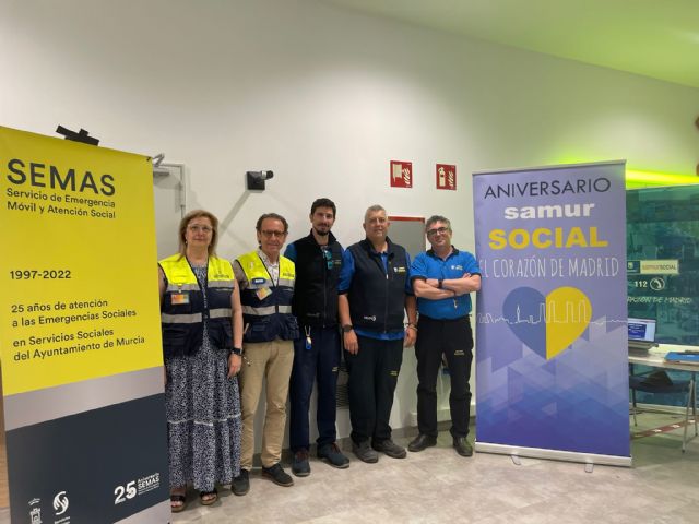 El equipo del SEMAS da a conocer el servicio de emergencia social del Ayuntamiento de Murcia en un congreso celebrado en Ciudad Real - 4, Foto 4