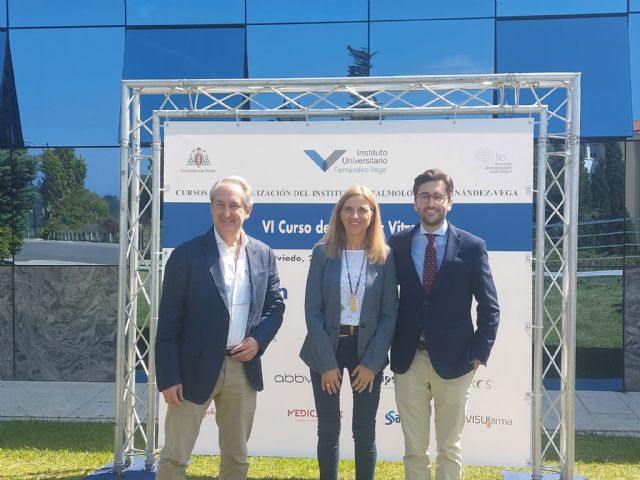 Oftalmólogos de todo el mundo debatieron en el Instituto Fernández-Vega de Oviedo los importantes avances alcanzados en retina y vítreo - 2, Foto 2