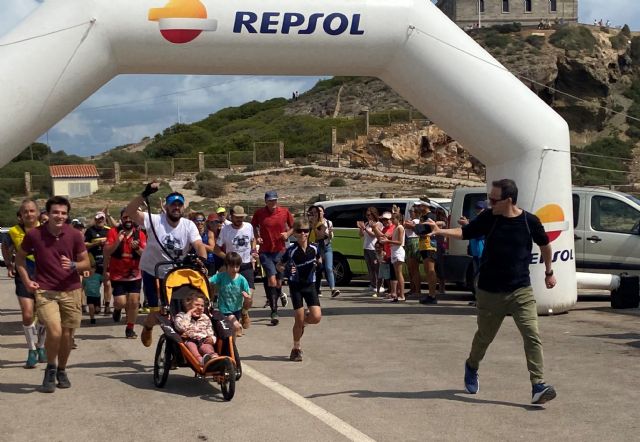 Los cartageneros Joaquín, Julia y Francisco completan el reto 'Mar y Tierra' para dar visibilidad a la discapacidad - 1, Foto 1