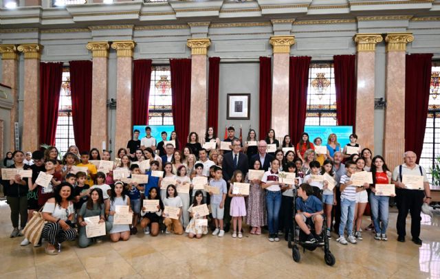 El Ayuntamiento de Murcia premia a 6 centros educativos y 35 escolares por su compromiso con la naturaleza y la sostenibilidad - 1, Foto 1