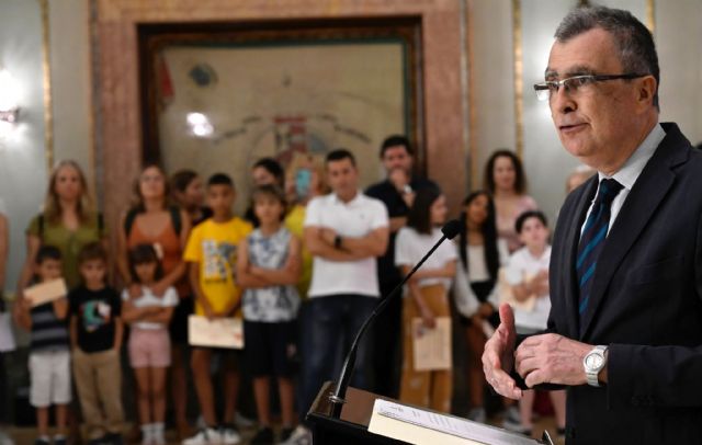 El Ayuntamiento de Murcia premia a 6 centros educativos y 35 escolares por su compromiso con la naturaleza y la sostenibilidad - 2, Foto 2