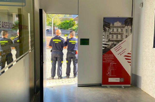 El Ayuntamiento pone en marcha un dispositivo especial de limpieza y emergencias durante los exámenes de la EBAU en Lorca - 2, Foto 2