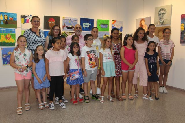 Los alumnos del taller de arte exponen Entre el cielo y la sal - 1, Foto 1