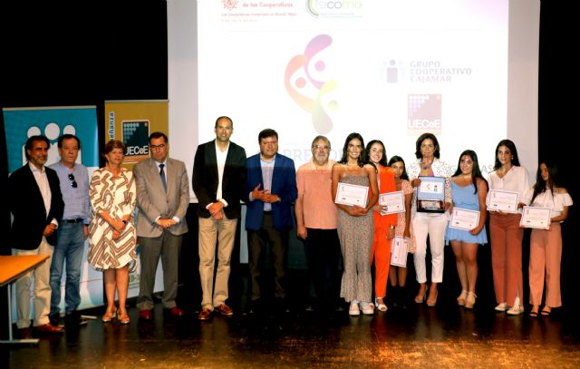 UECoE y Cajamar premian a las cooperativas de enseñanza Gredos San Diego, Don Bosco y CIDE - 1, Foto 1