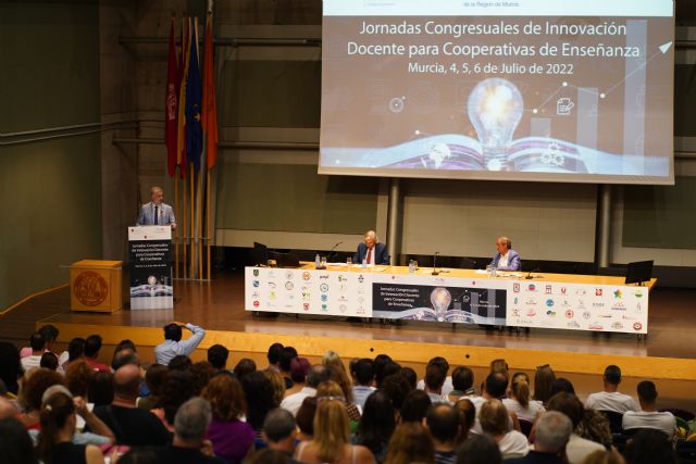 El director general de Centros Educativos asiste a las Jornadas de Innovación Docente para Cooperativas de Enseñanza - 1, Foto 1