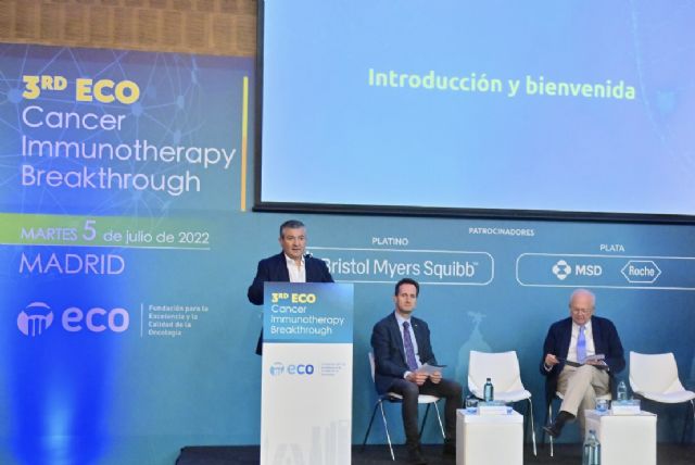 Especialistas destacan la inmunoterapia como la alternativa a la cirugía y la quimioterapia en el futuro de los tumores sólidos - 1, Foto 1