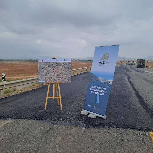 MC, vecinos y trabajadores de Sabic fuerzan al Gobierno regional a iniciar las obras de la carretera que une Miranda y la factoría de La Aljorra - 2, Foto 2