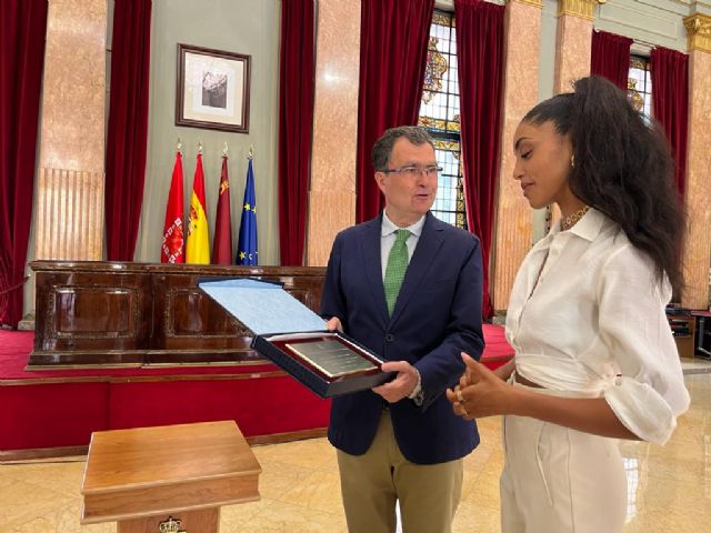 Murcia recibe a su paisana Athenea Pérez, recién coronada Miss Universo España - 3, Foto 3