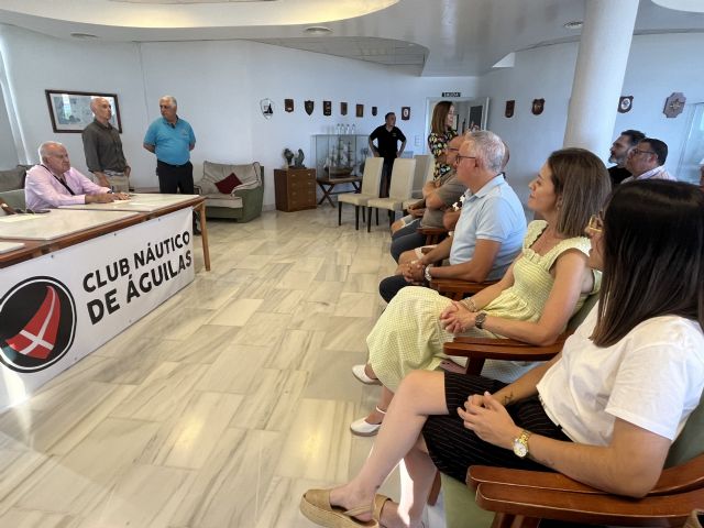 El Club Náutico organiza una interesante charla sobre seguridad en las actividades marítimas - 1, Foto 1