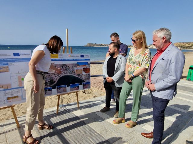 Guevara destaca que el nuevo Paseo Martimo del Alamillo reforzar el potencial turstico y esttico del Puerto de Mazarrn, Foto 3