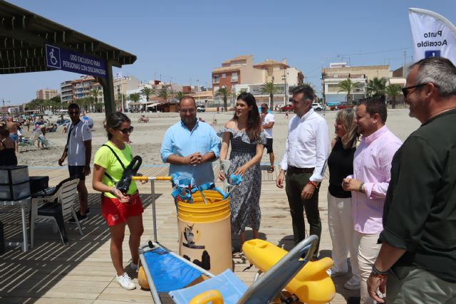 San Pedro del Pinatar apuesta por la accesibilidad con tres puntos de baño adaptado en sus playas - 4, Foto 4