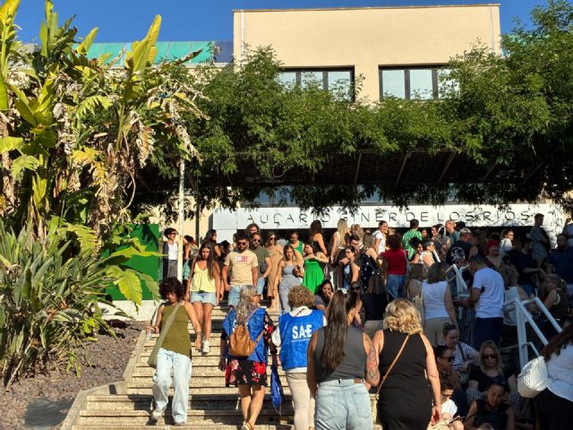 Más de 4.300 aspirantes participan en las oposiciones para acceder al Cuerpo de Técnicos Auxiliares de Enfermería de la Comunidad Más de 4.300 aspirantes participan en las oposiciones para acceder al Cuerpo de Técnicos Auxiliares de Enfermería de la Comunidad