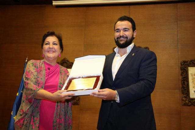 Carmen Linares engrandece el Cante de las Minas con su 'Placa de Oro' - 4, Foto 4