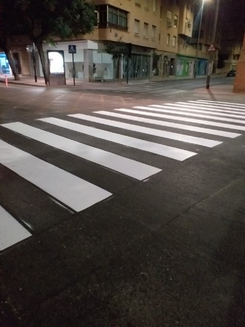 El Ayuntamiento de Murcia incrementa la seguridad vial en más de 500 calles del municipio con la mejora de la señalización horizontal - 1, Foto 1