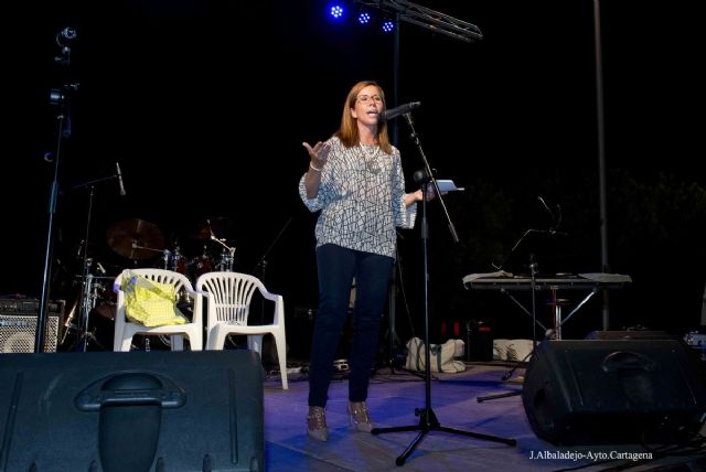 La vicealcaldesa destaca el carácter activo y dinámico del barrio de Los Dolores - 1, Foto 1