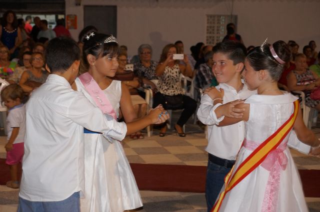 La Aparecida inició sus fiestas con la coronación de reinas y mises y baile popular - 1, Foto 1