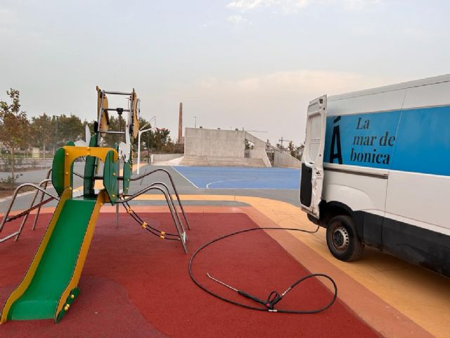 La concejalía de Limpieza pone en marcha un servicio especial por la Calima - 1, Foto 1