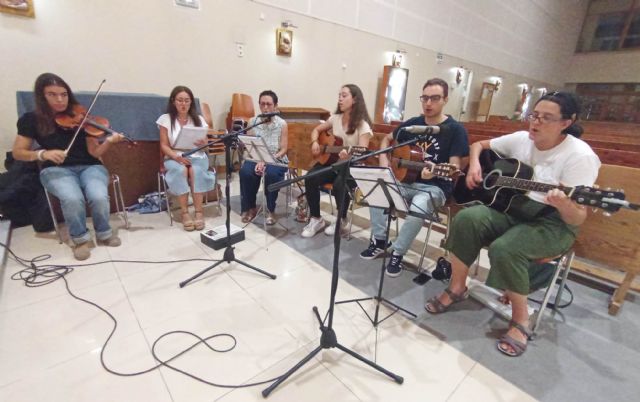 La Agrupación de la Virgen de la Soledad del Consuelo celebra su Eucaristía anual - 3, Foto 3